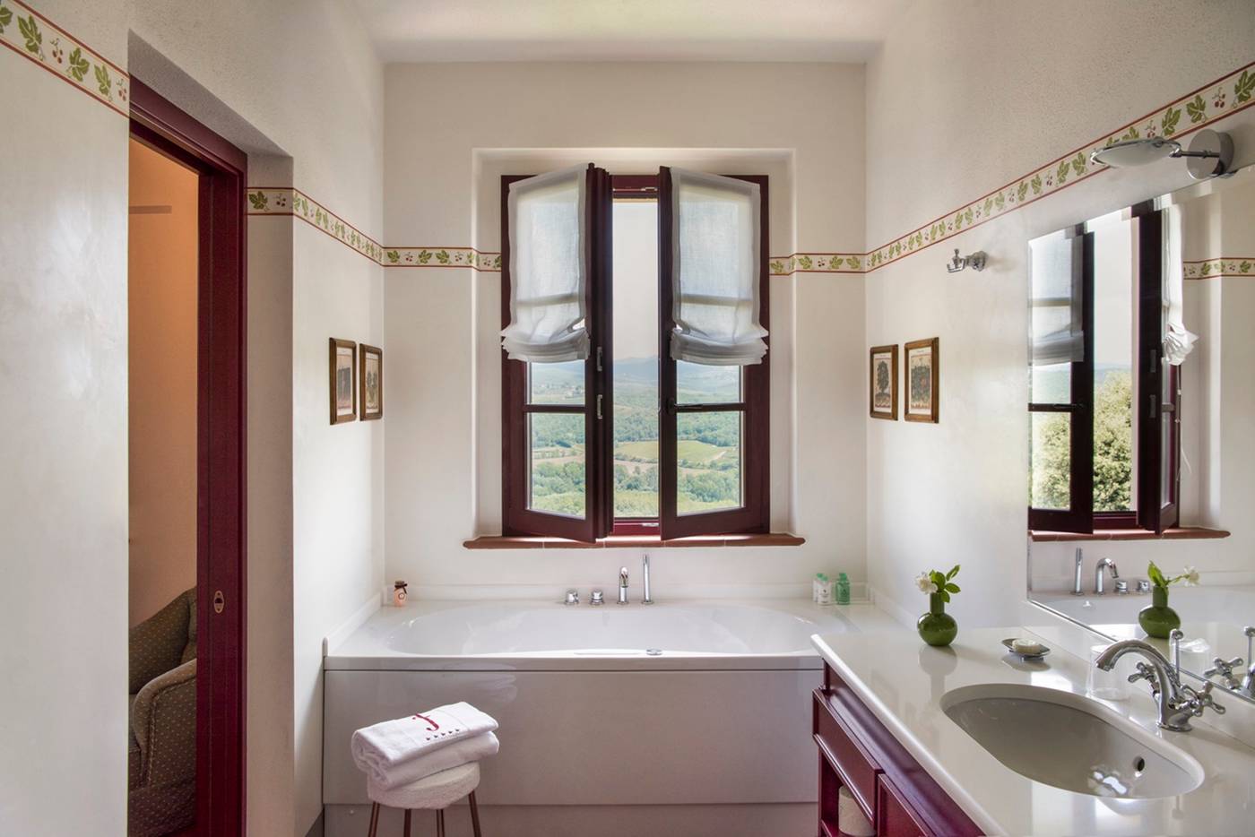 Hotel-Le-Fontanelle-Room-37