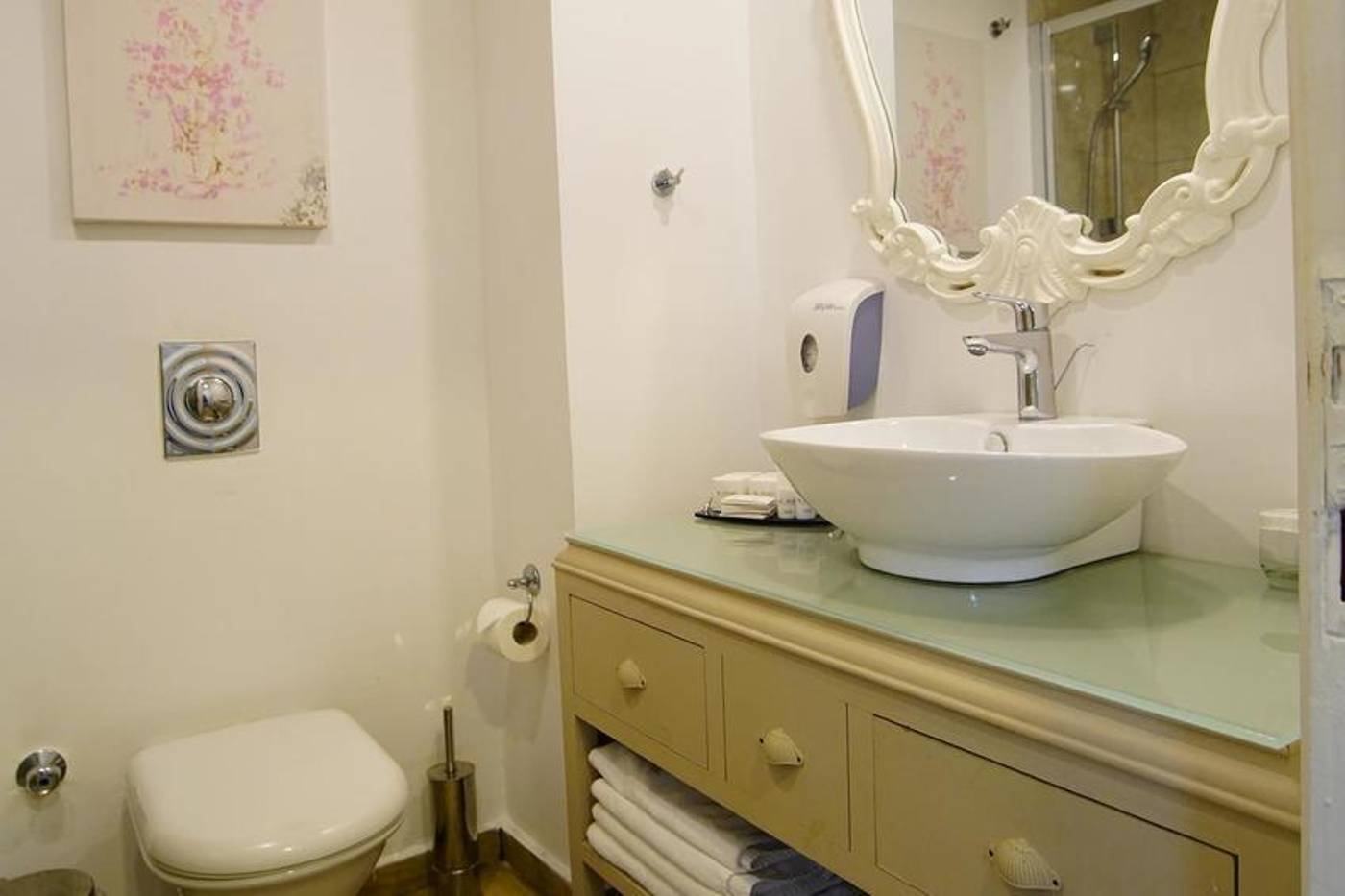 Blue-Dreams-Resorts---Spa-Room-33