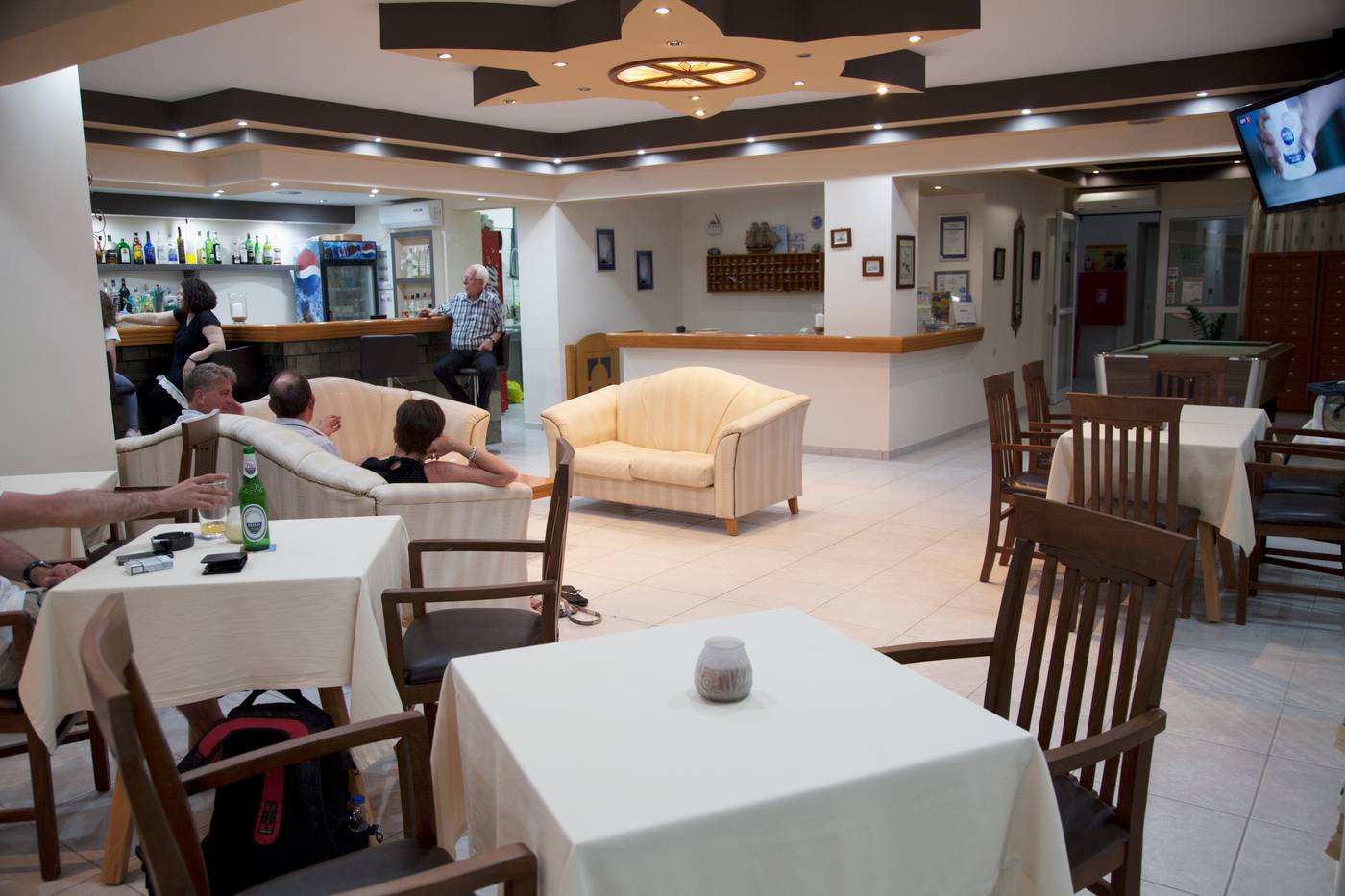 Athinoula-Bar-36