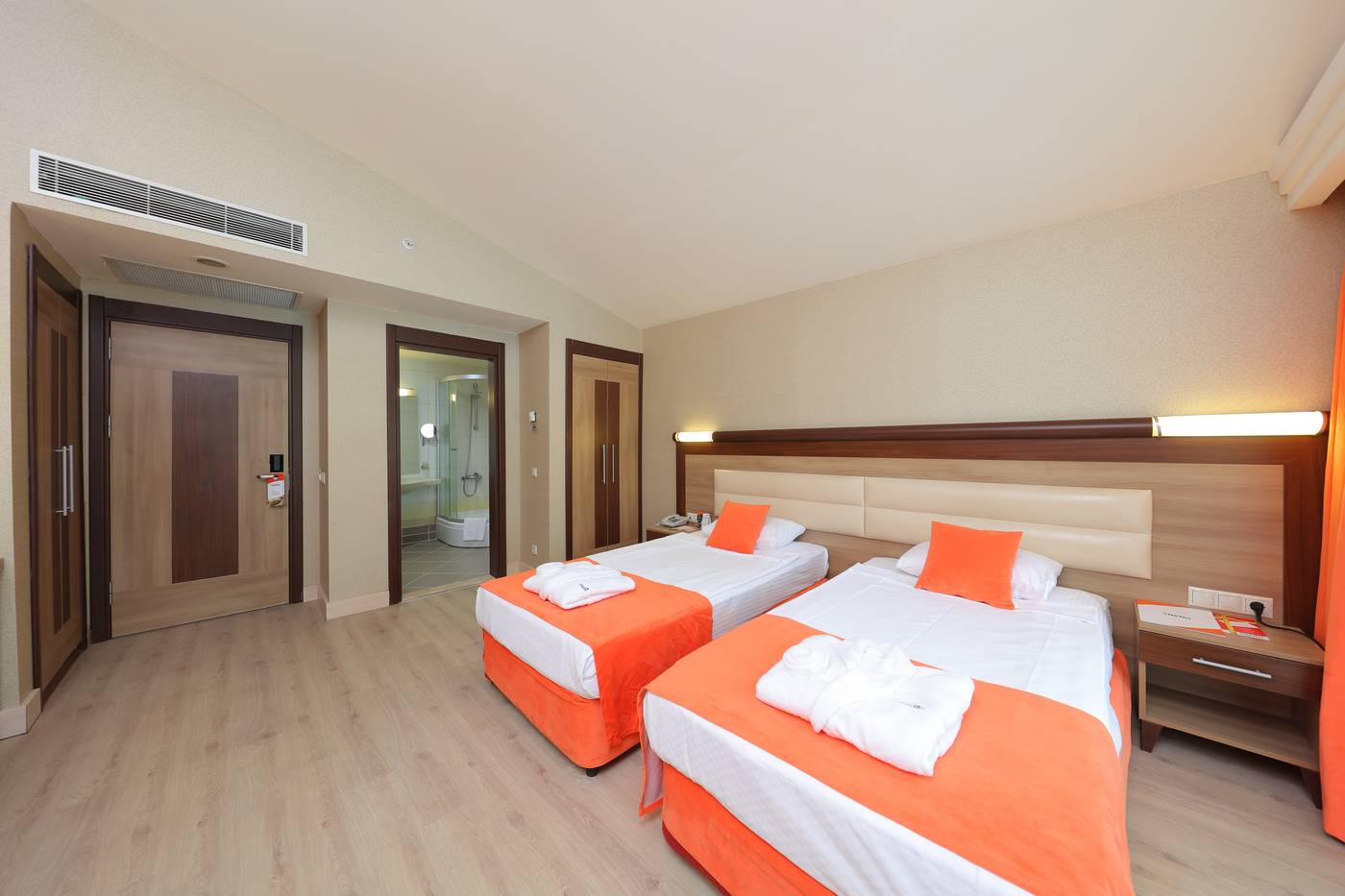 Sueno-Hotels-Beach-Side-Room-31
