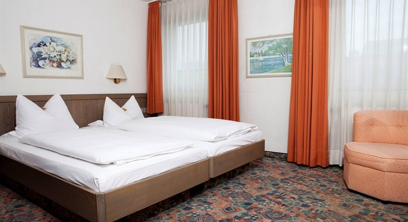 Flandrischer-Hof-Room-15