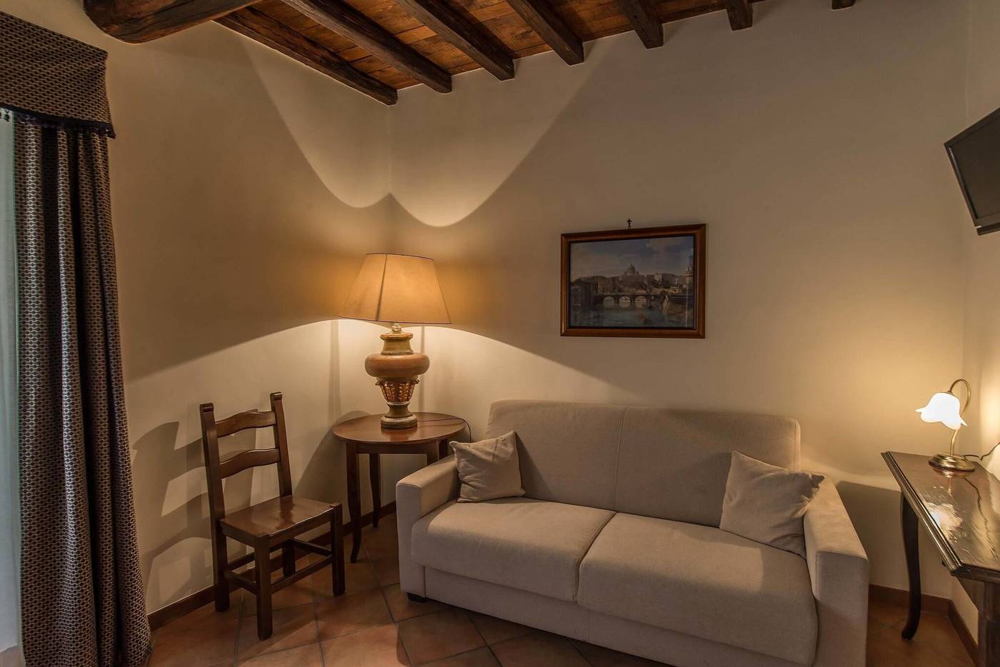 Relais-Le-Clarisse-Lobby-14