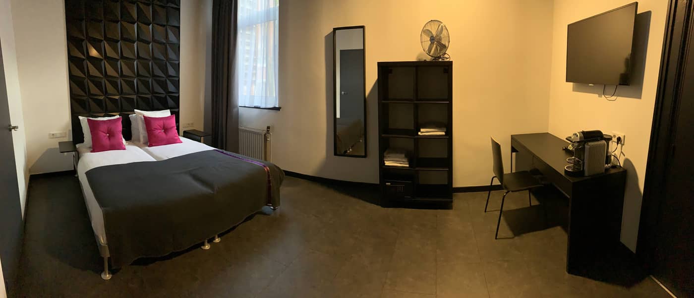 Hotel-de-Looier-Room-14