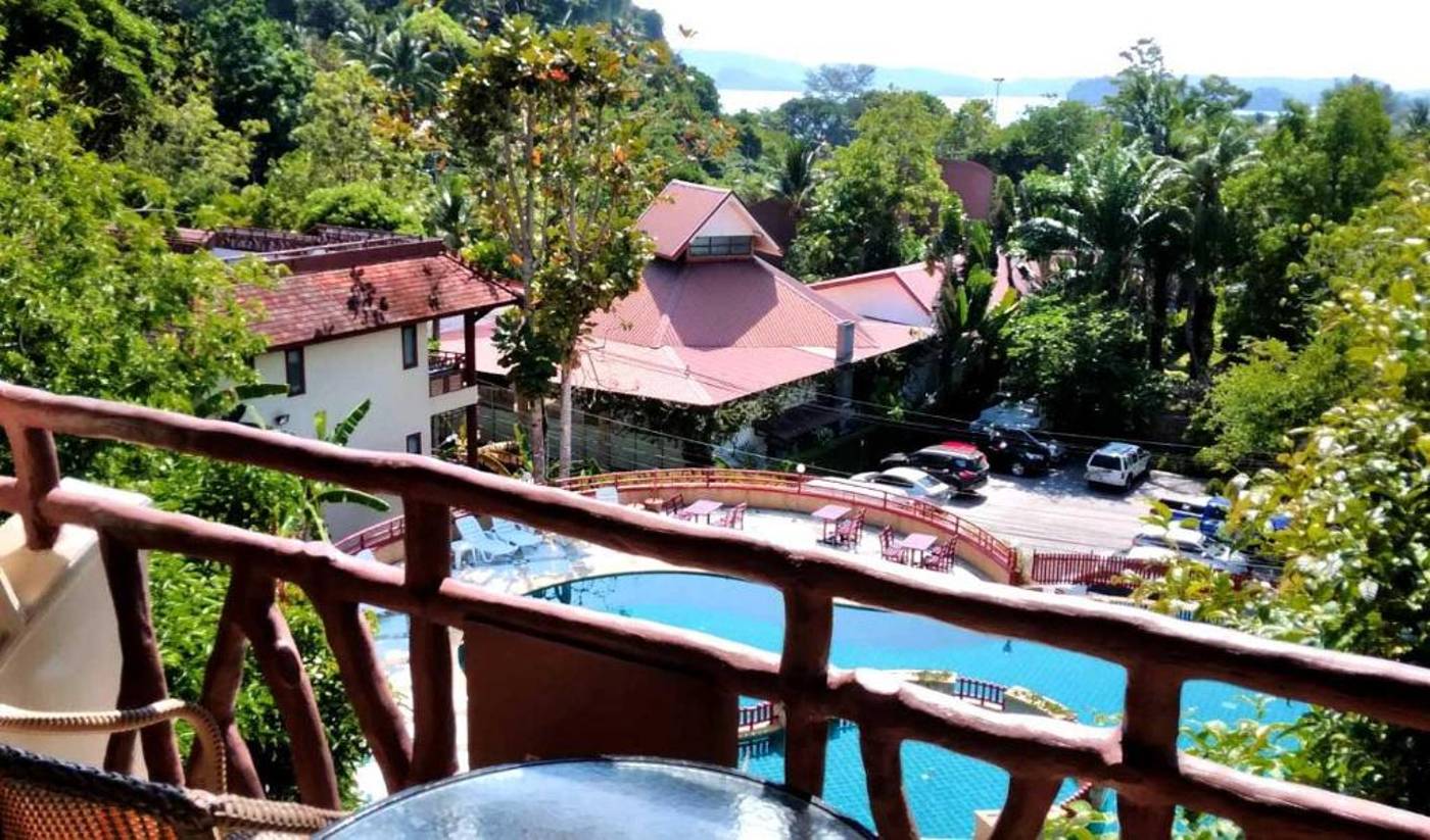 Ao-Nang-Bay-Resort-Room-15