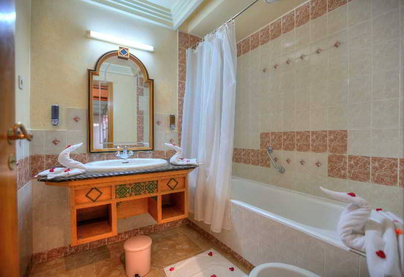 Hotel-Marrakech-Le-Sangho-Privilege-Room-26