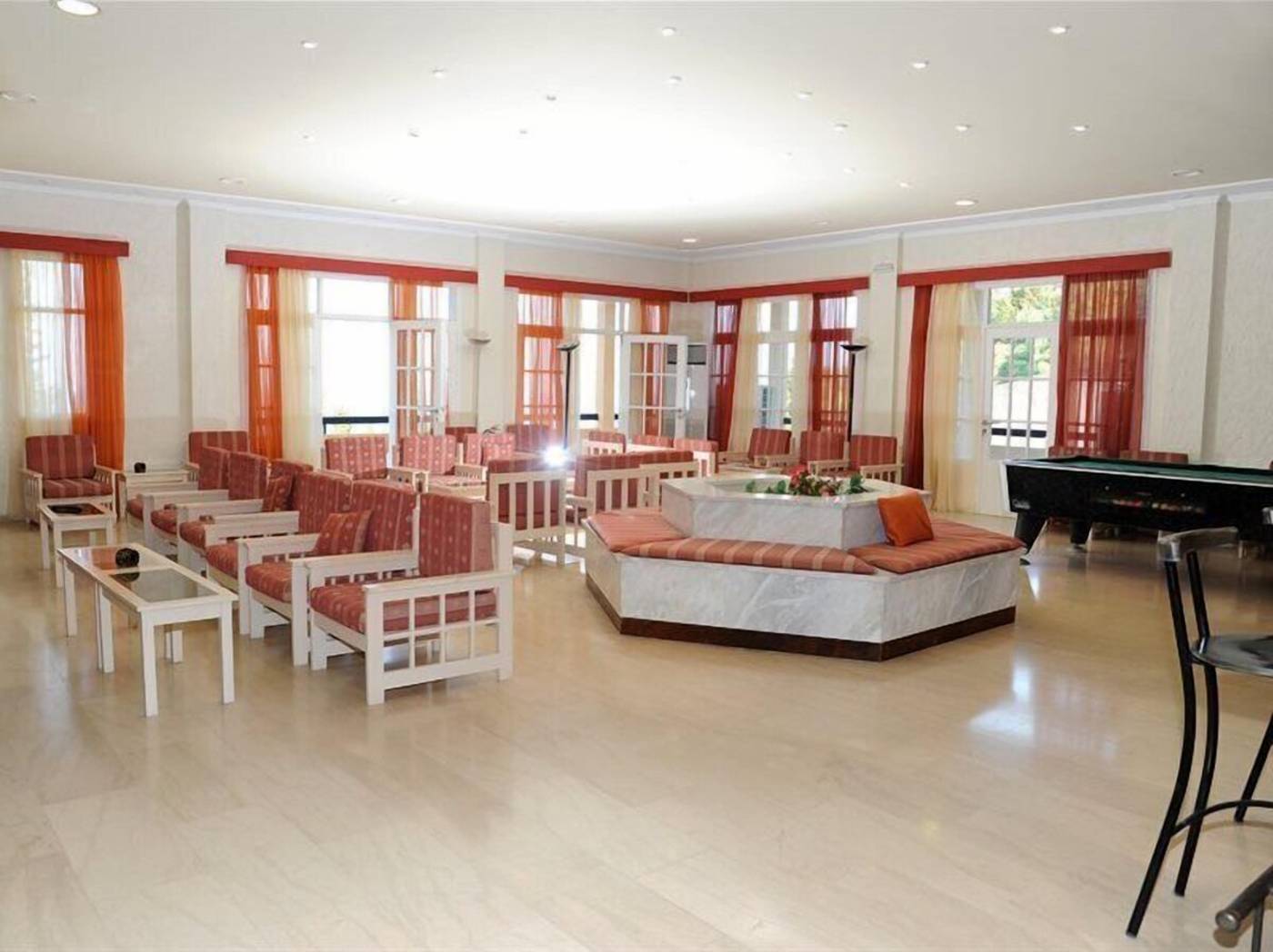 Benitses-Bay-View-Hotel-Lobby-12