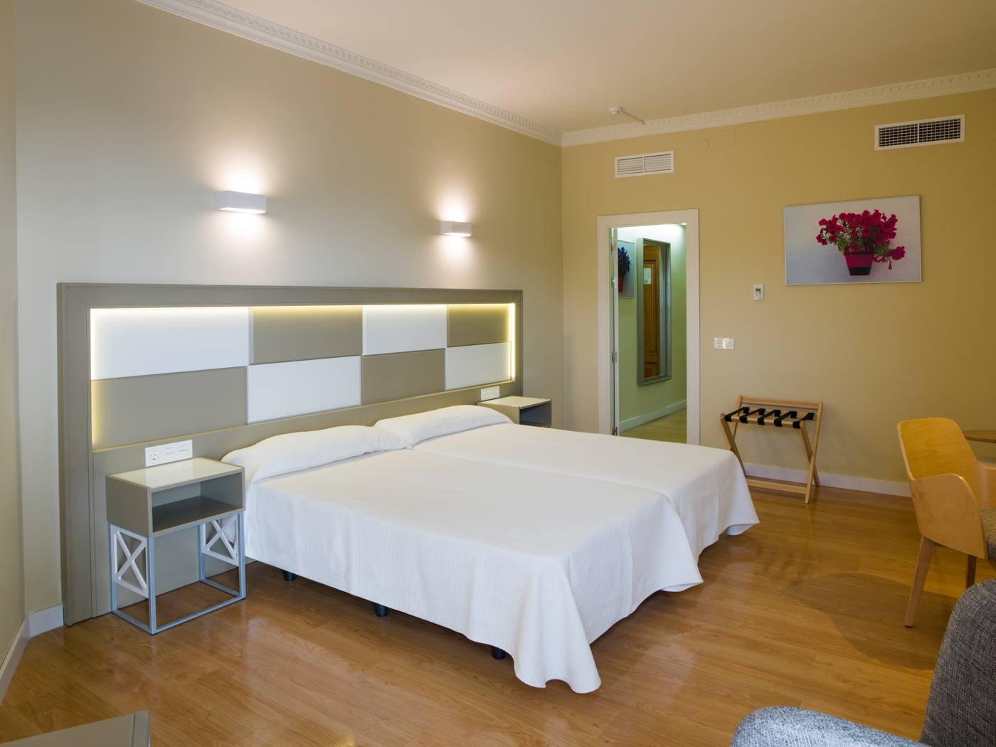 Monarque-Torreblanca-Room-20