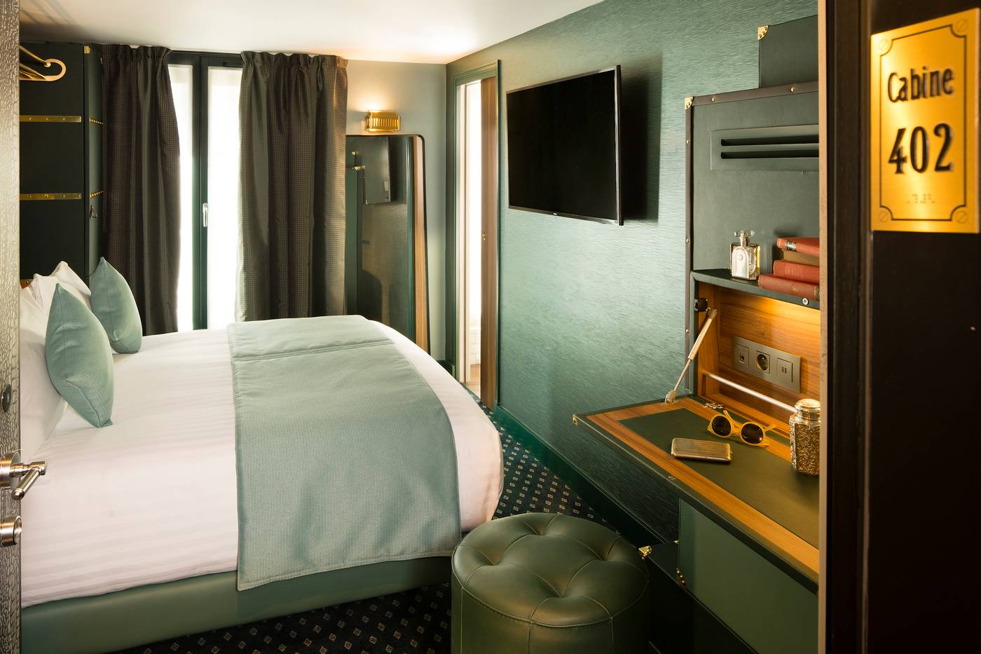 Whistler-Hotel-Room-5