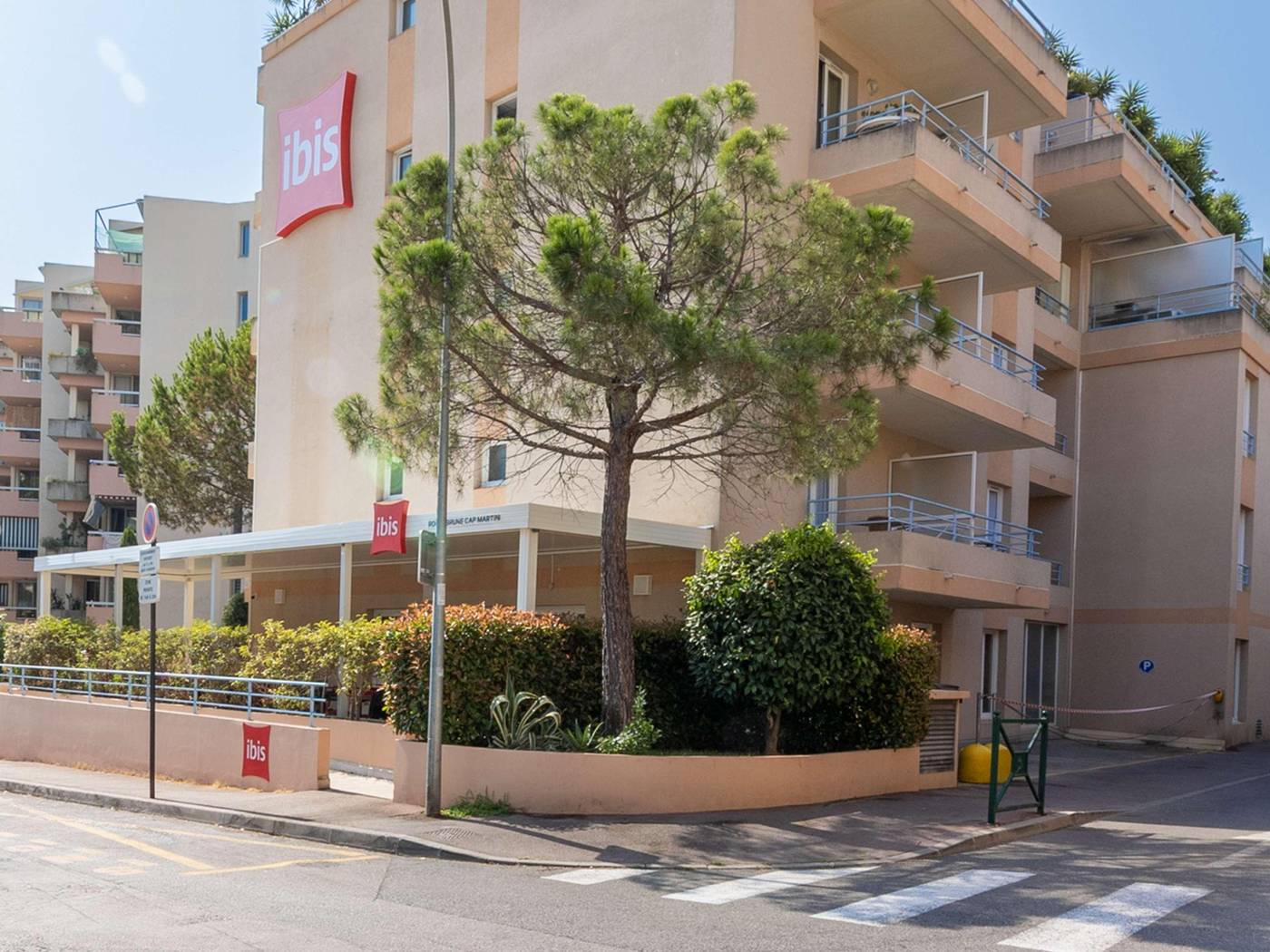 Ibis Roquebrune Cap Martin Menton-France-Roquebrune Cap Martin-General view-2