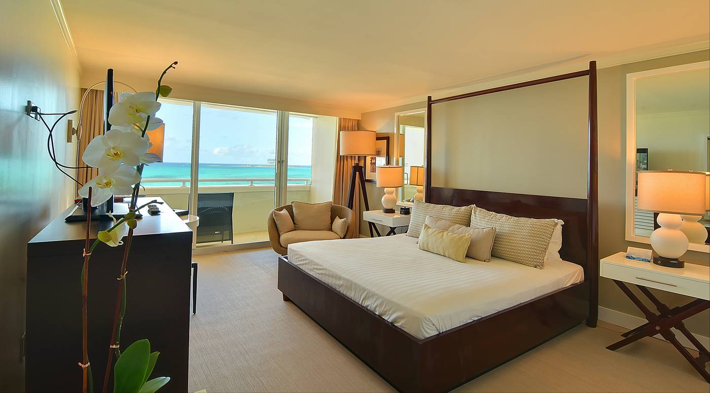 Melia-Nassau-Beach-All-Inclusive-Room-35
