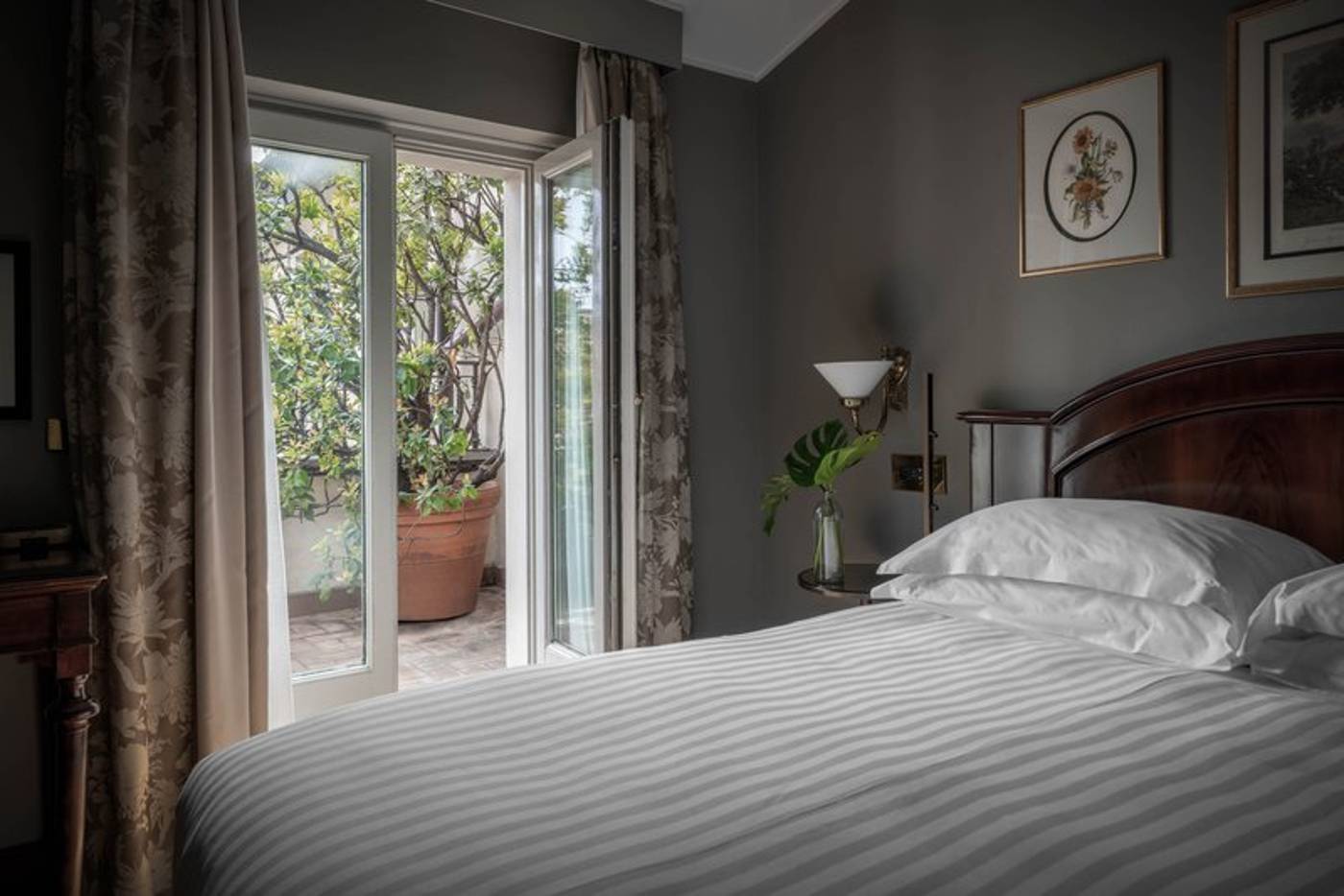 Grand-Hotel-et-de-Milan---The-Leading-Hotels-Room-44