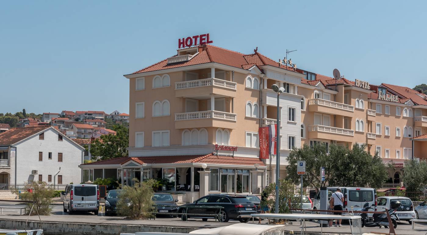 Palace-Trogir-General-view-3