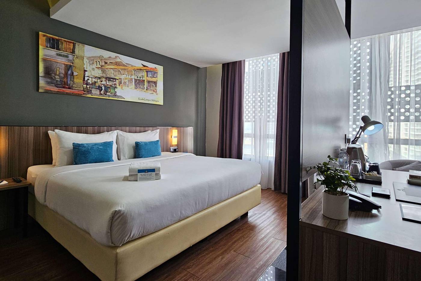 Days Hotel & Suites By Wyndham Fraser Business-Malaysia-Kuala Lumpur-Room-5