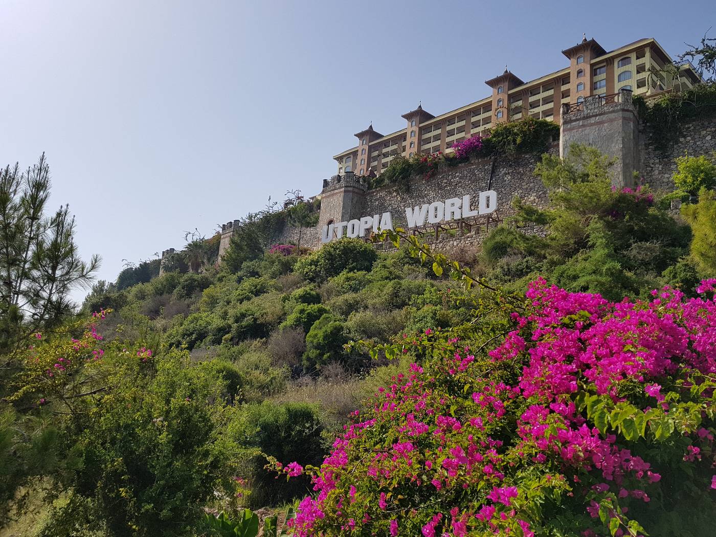 Utopia-World-General-view-22