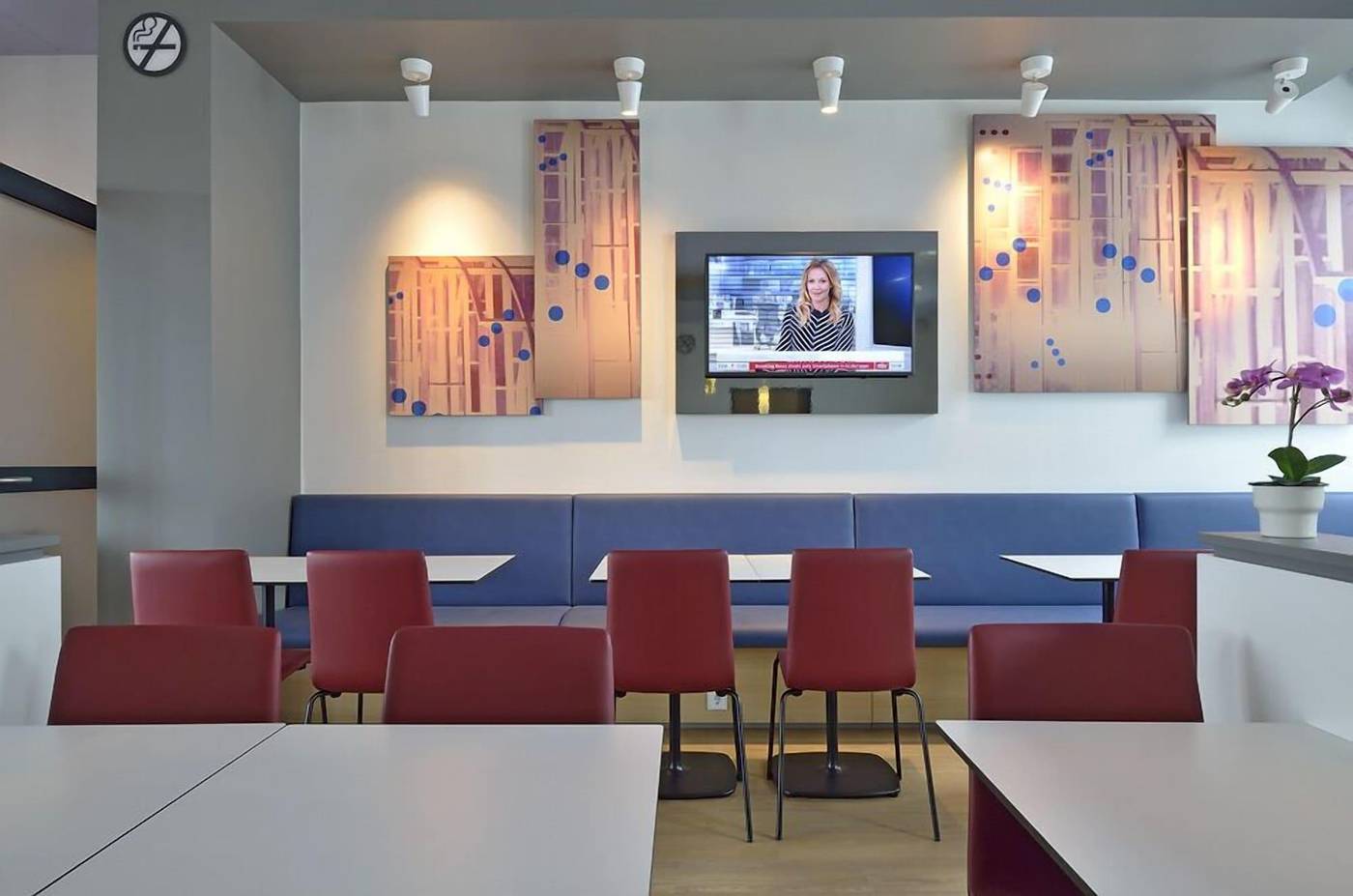 B-B-Hotel-Koln-Troisdorf-Restaurant-20