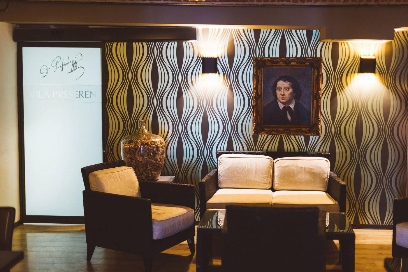 Villa Preseren-Slovenia-BLED -Lobby-7