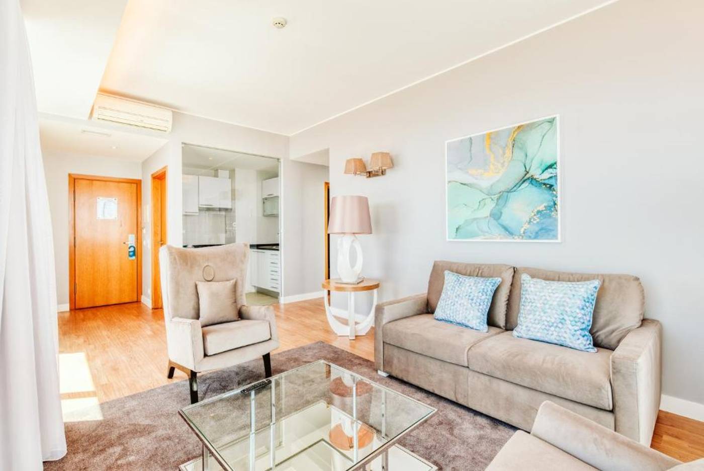 Vila-Baleira-Funchal-Room-21