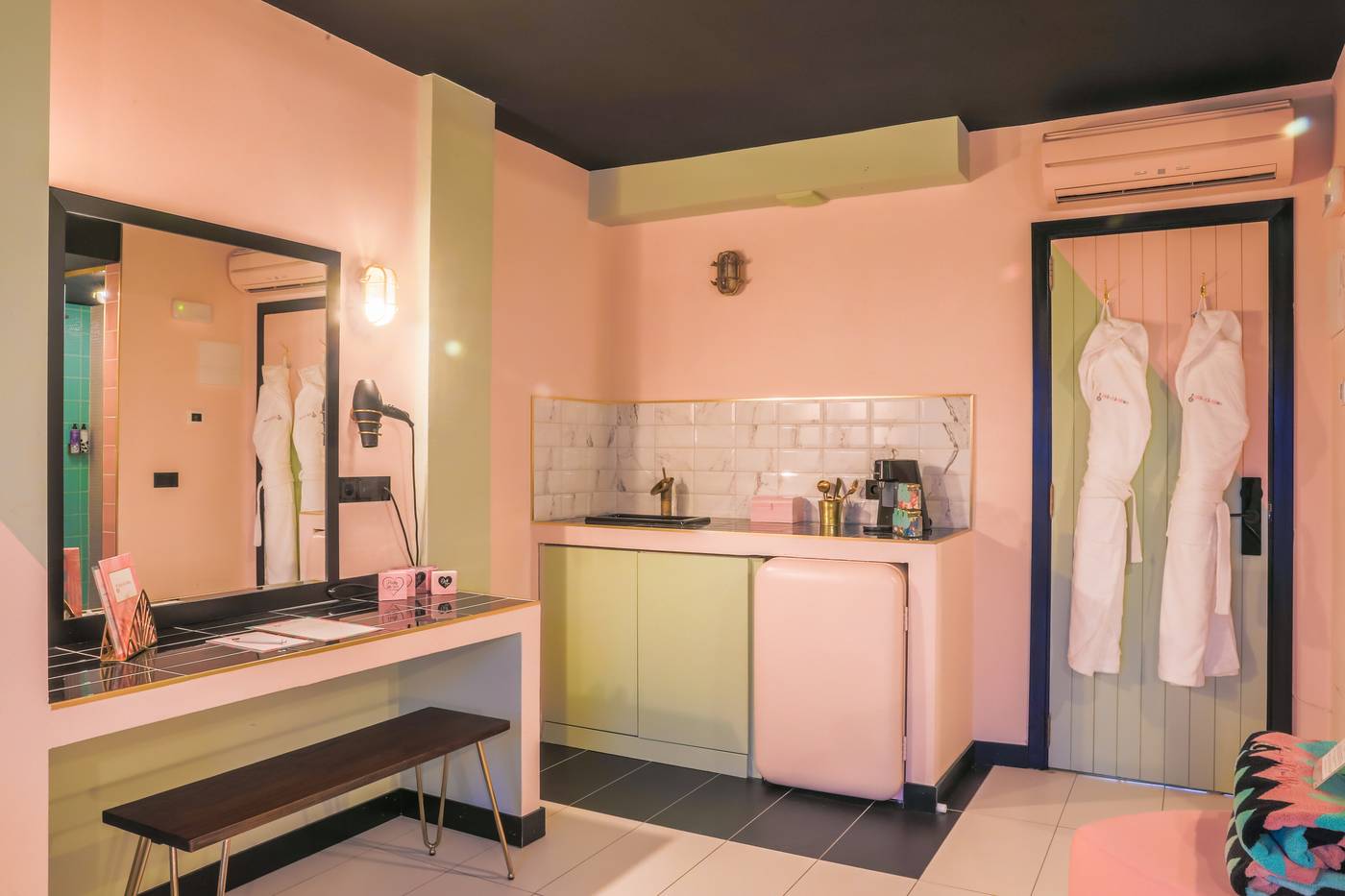 Wi-Ki-Woo-Hotel-Ibiza---Adults-Only-Room-40