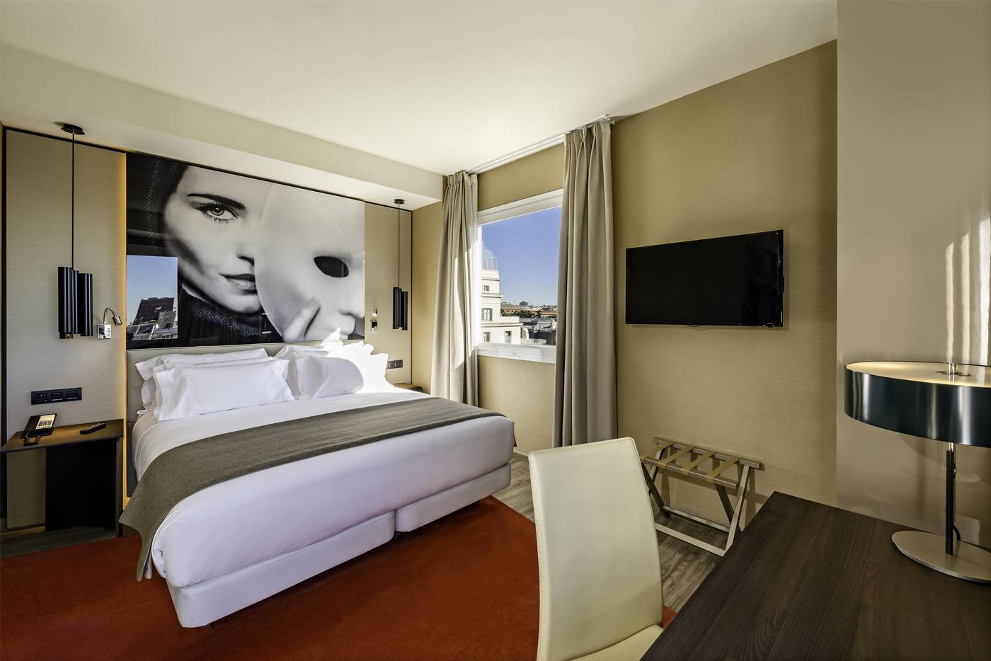 NH-Collection-Madrid-Suecia-Room-29