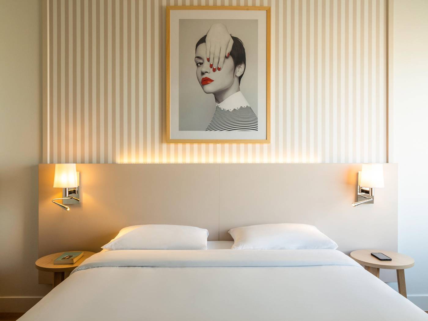 Adagio-Paris-Tour-Eiffel-Room-50