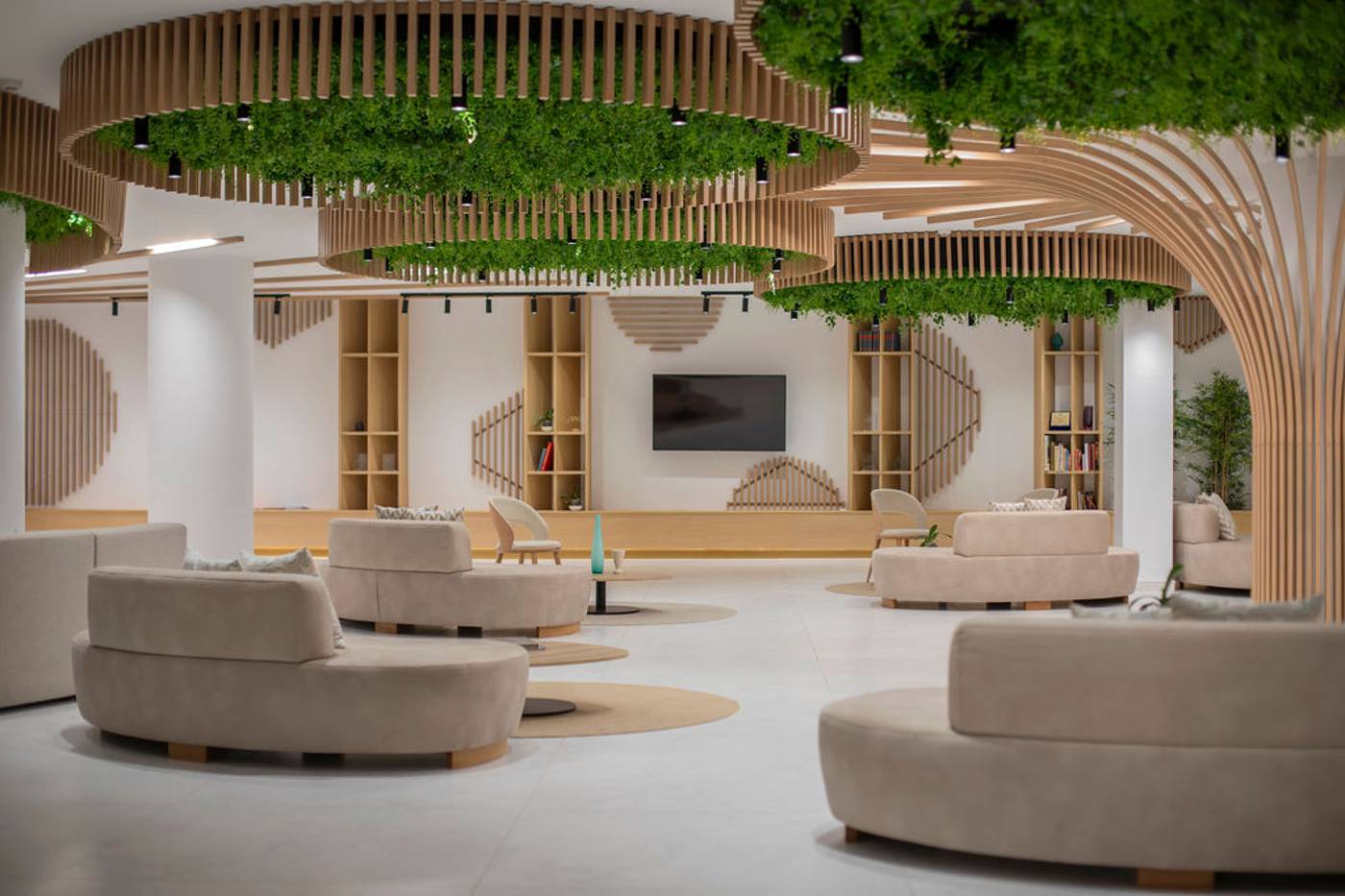 Golden-Coast-Hotel-and-Bungalows-Bar-17