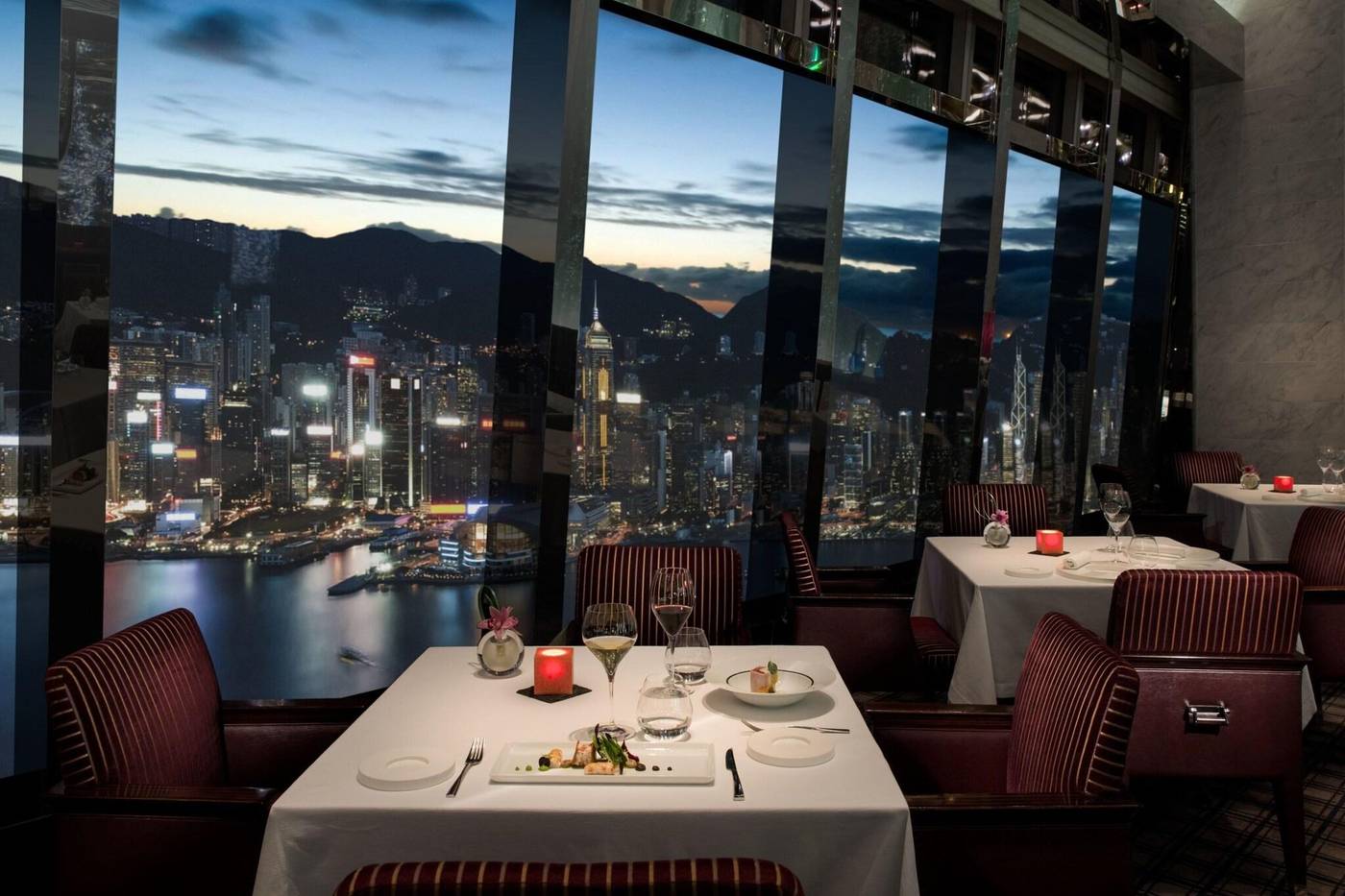 The-Ritz-Carlton--Hong-Kong-Restaurant-26
