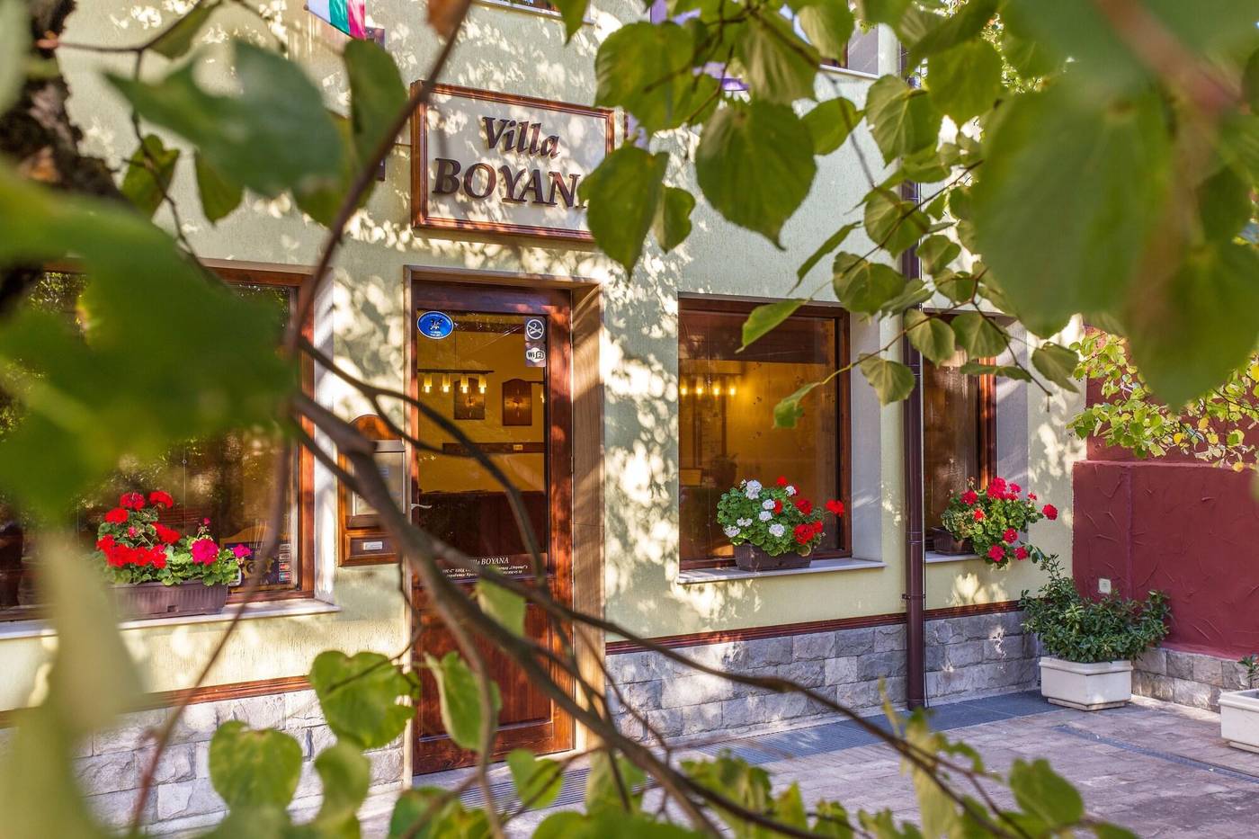Hotel Villa Boyana-Bulgaria-SOFIA -General view-2