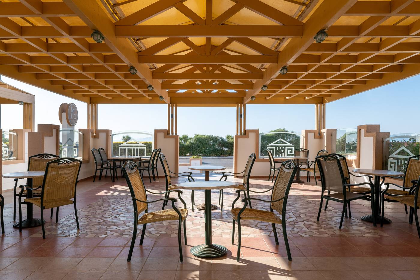 Lito-Hotel-Terrace-13