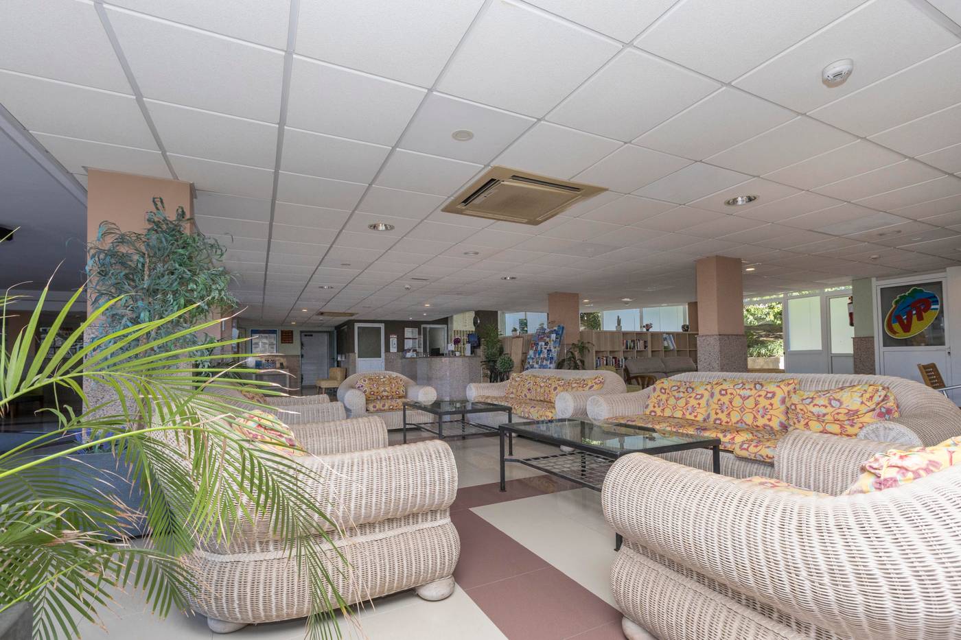 Livvo-Veril-Playa-Lobby-51