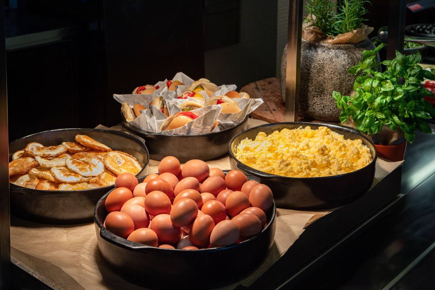 Park-Inn-by-Radisson-Meriton-Conference-Spa-Hotel-Restaurant-54