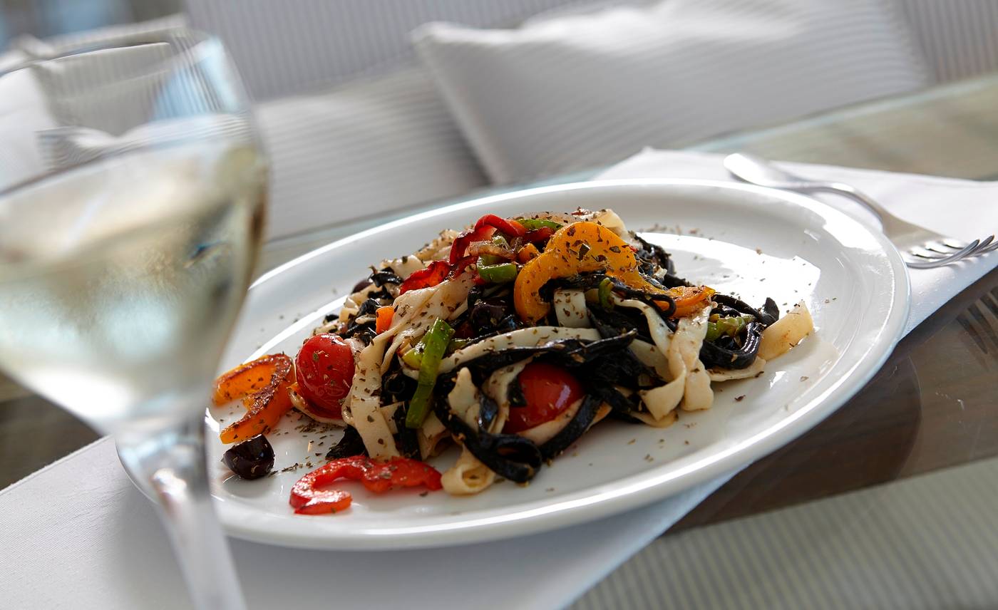 Smy-Orizontes-Santorini-Restaurant-44