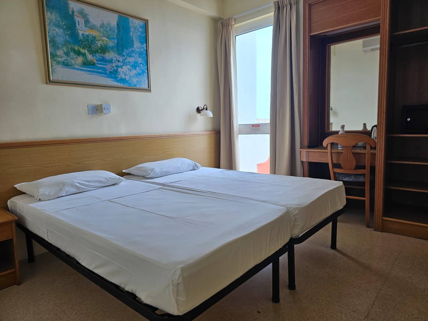 Ambassador Hotel-Malta-San Pawl Il Bahar-Room-6