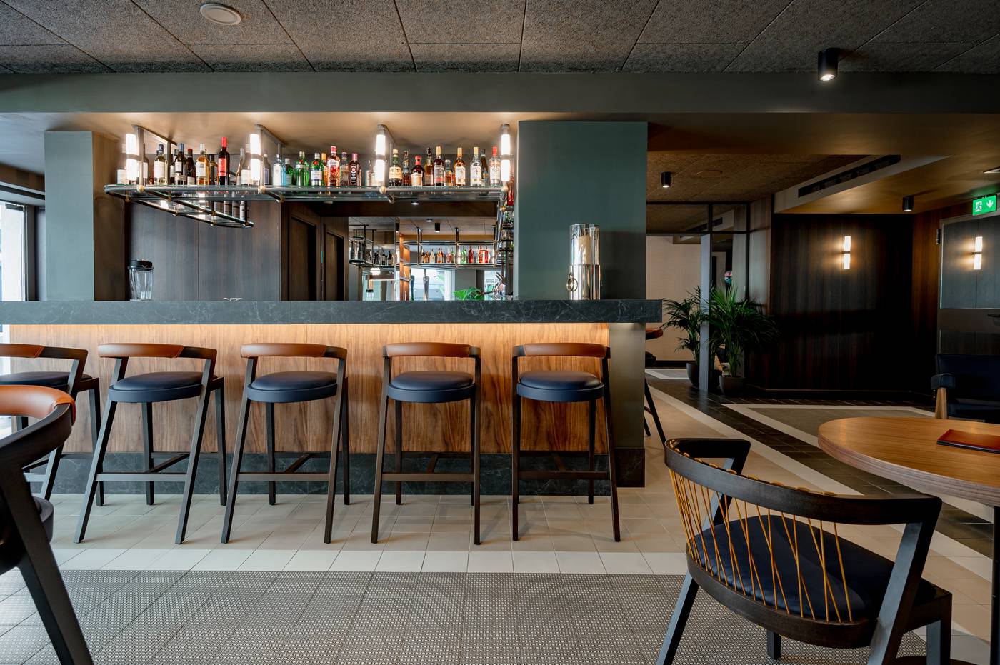 Best-Western-Premier-Malta-Bar-51