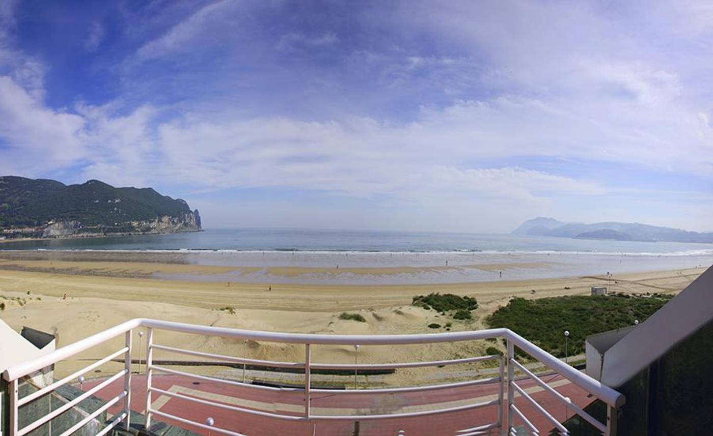 Playamar-Spain-LAREDO-Terrace-6