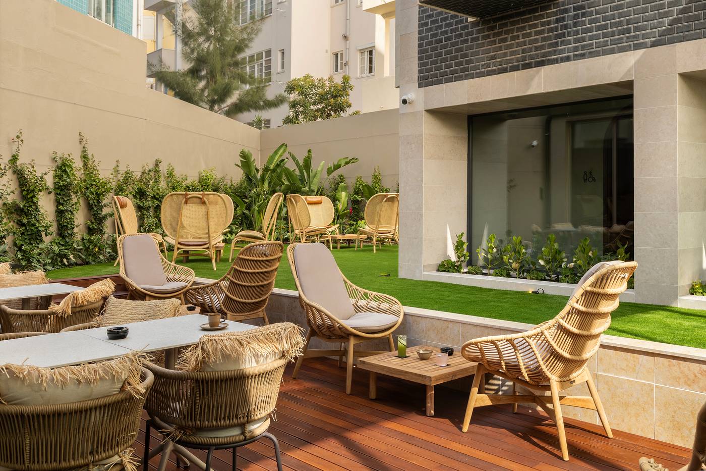 Evolution-Valbom-Terrace-44