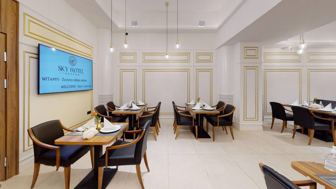 Sky-Hotel-Krakow-Restaurant-43