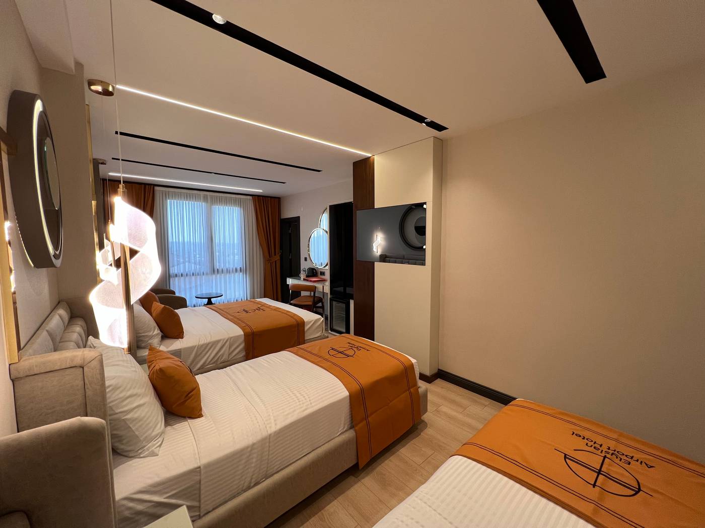 Elysian-Airport-Hotel-Room-28