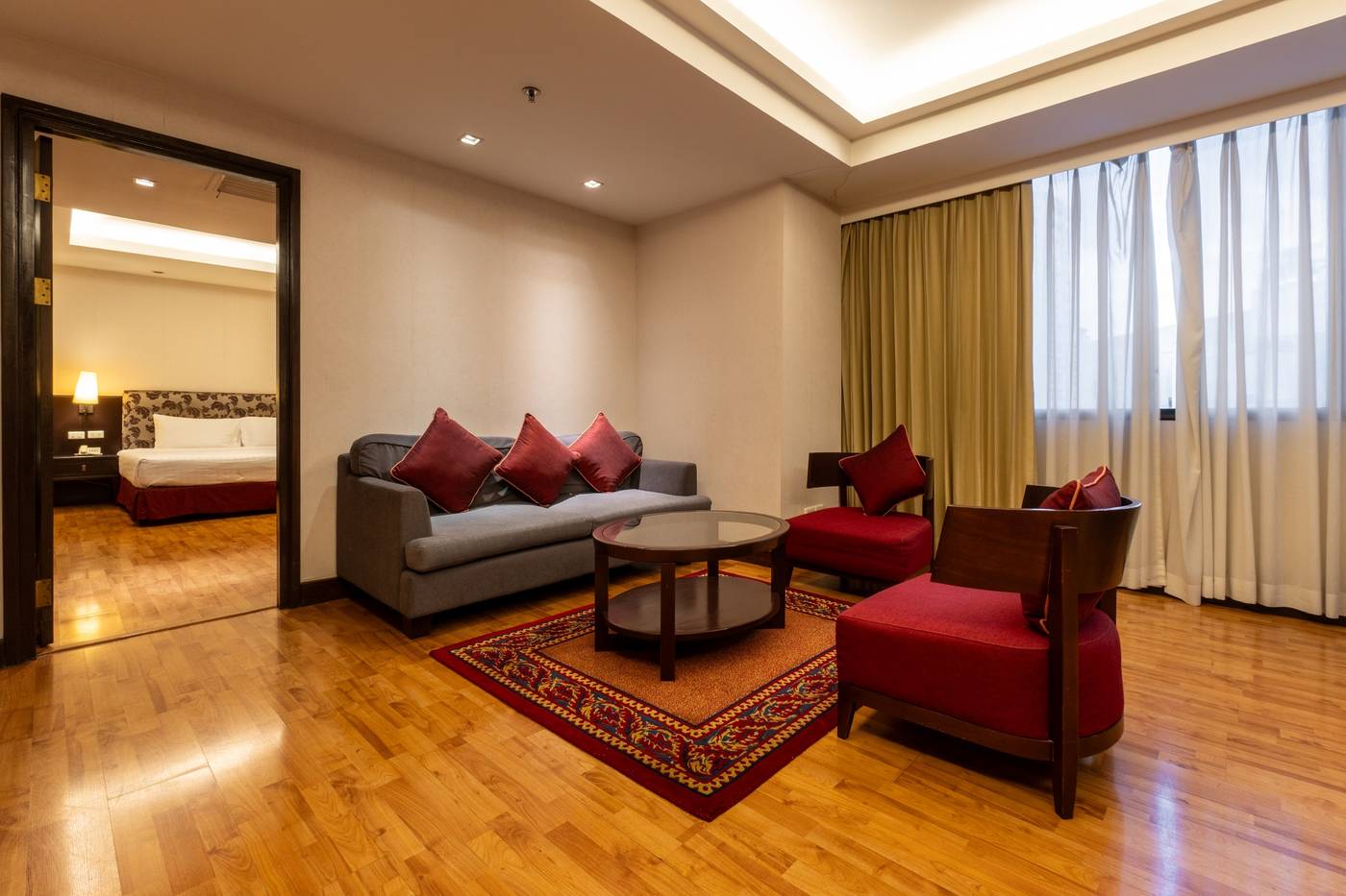 Rembrandt-Hotel-Bangkok-Room-43