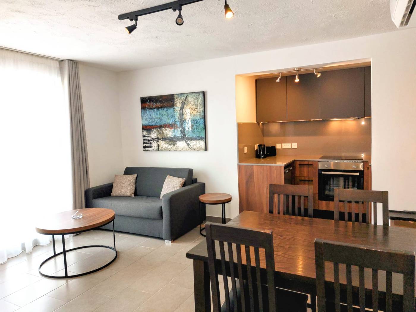 Luna-Holiday-Complex-Room-39