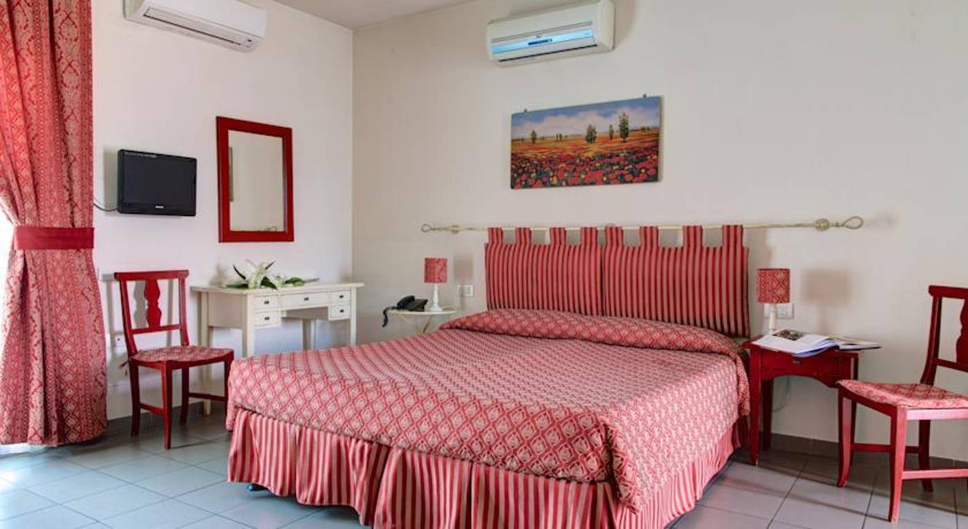 Quadra-Key-Residence-Room-11