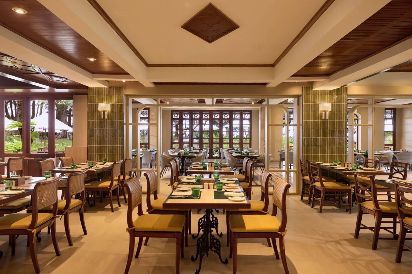 Dusit-Thani-Laguna-Phuket-Restaurant-45