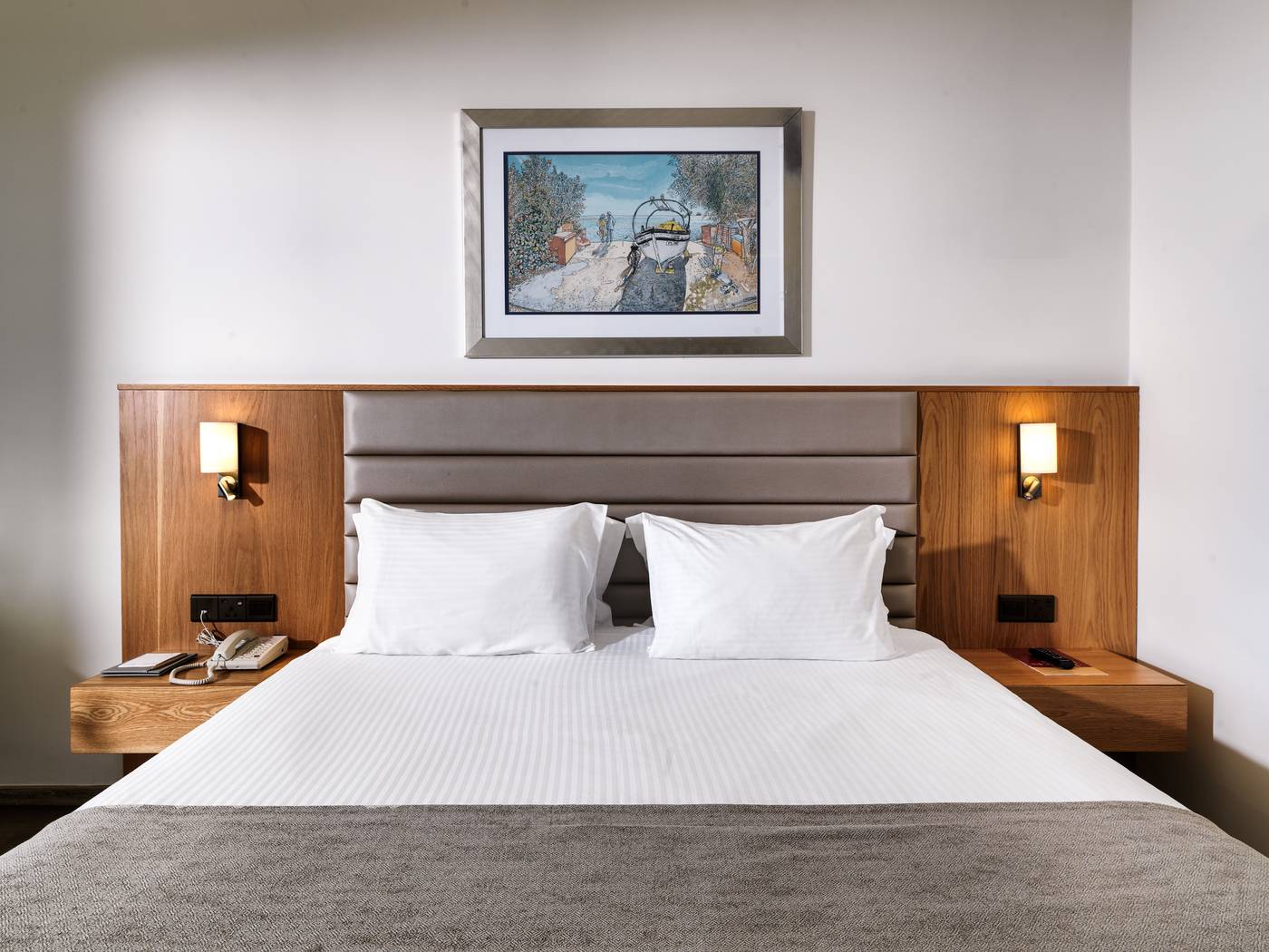 St--Raphael-Resort-Room-51