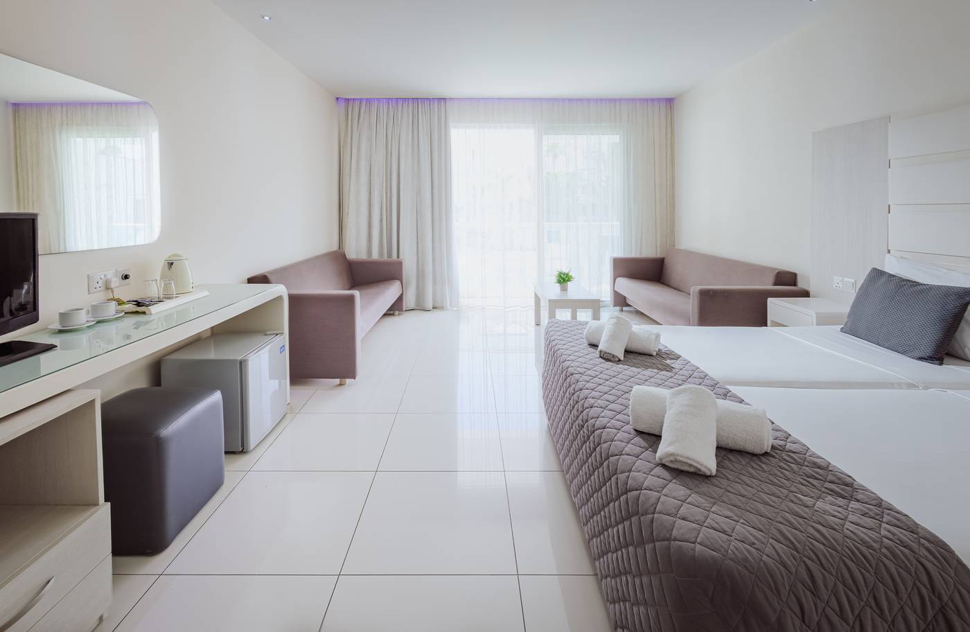 24.12.25 Tasia Maris Oasis