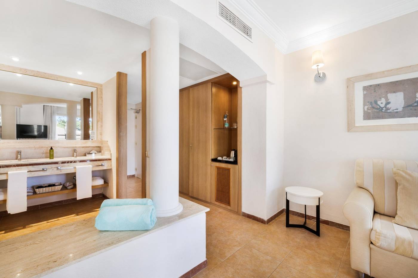 VIVA Cala Mesquida Suites & Spa