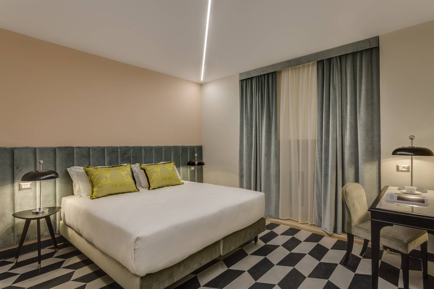 Otivm-Hotel-Room-7