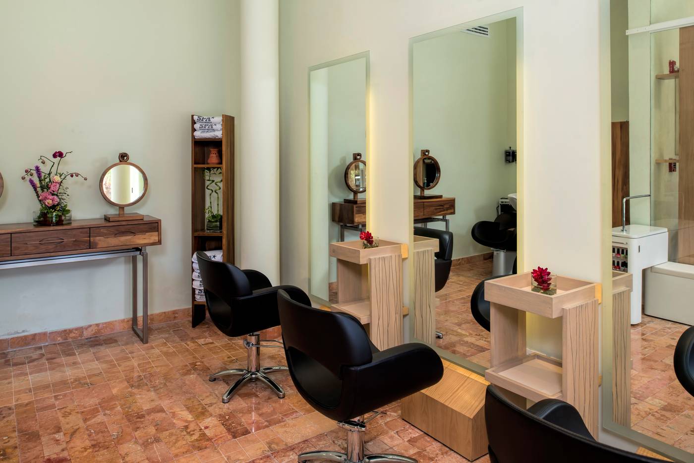 Iberostar-Waves-Quetzal-Sports-and-Entertainment-49