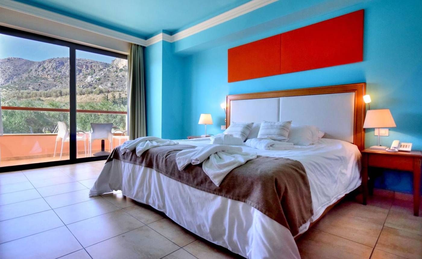 Kiani-Beach-Resort-Room-29