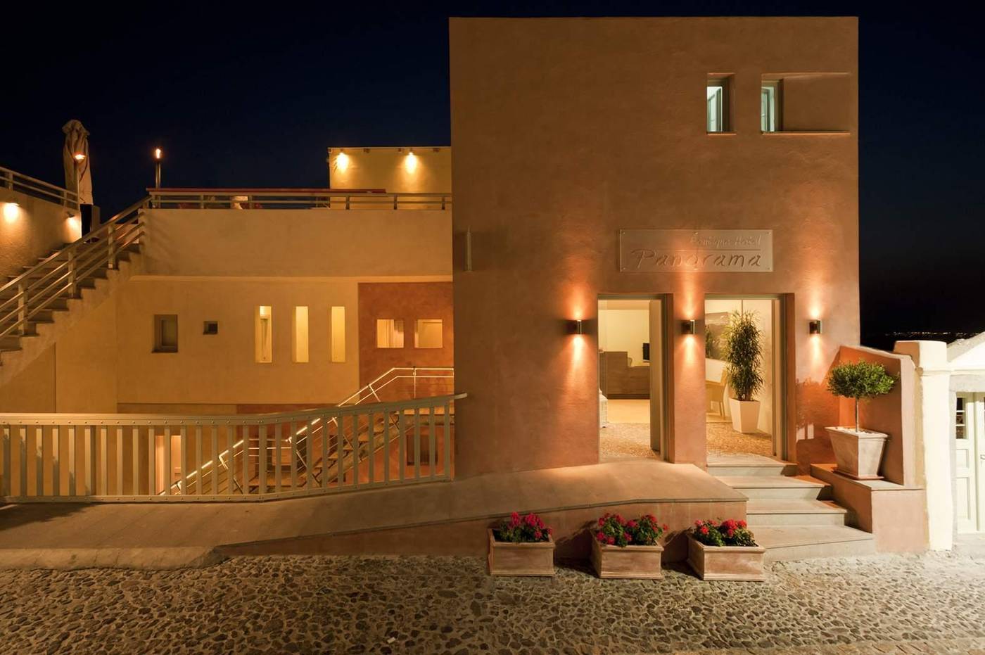 Panorama-Santorini-Boutique-Hotel-General-view-3