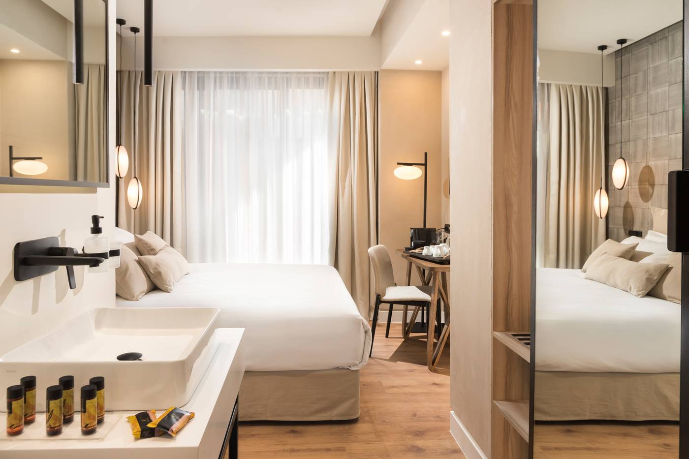 Athens-Christokopidou-Residence-Room-23