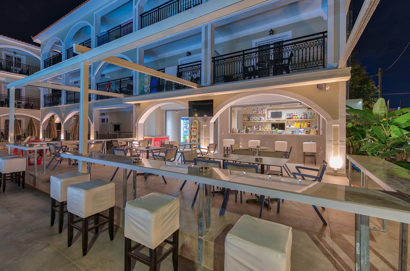 Athina-Apartments-Restaurant-30